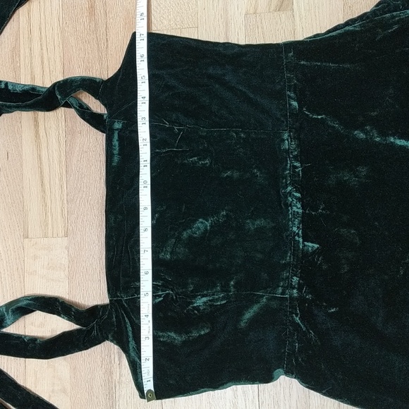 House of Harlow Green Velvet Dress Sz Medium - Picture 7 of 12